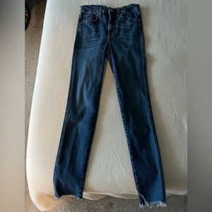 Free People Dark Wash Skinny Jean Size 27